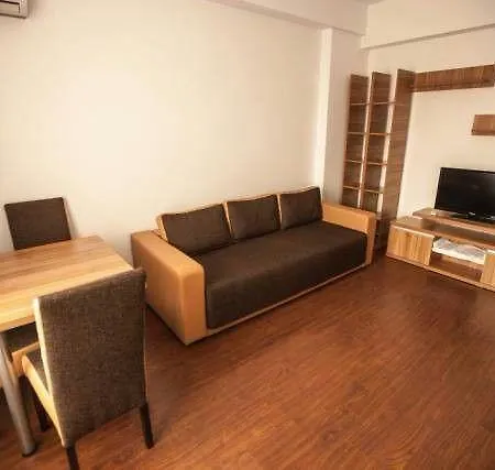 & Clubs Mamaia Apartman Konstanca